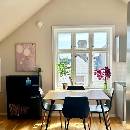 Bright Loft In The Heart Of Town *